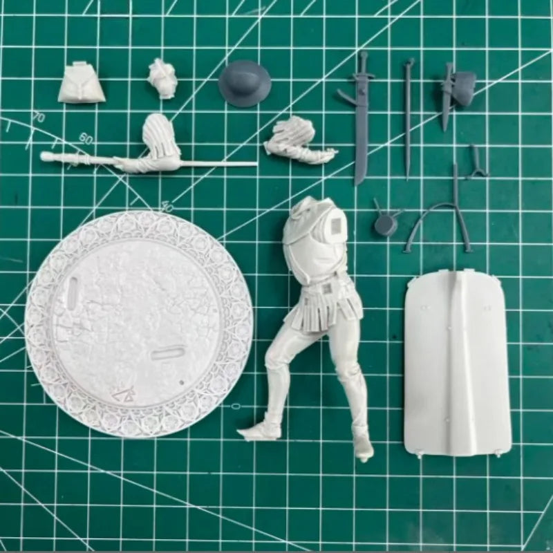 1/24 Medieval Soldier, Resin Model Figure Kit, Unassembled and Unpainted