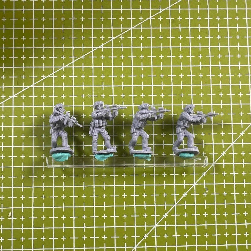 1/72 WWII German Infantry, 8 Figures, Resin Model Figure Kit, Unassembled and Unpainted
