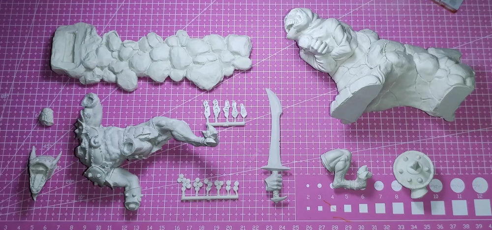 1/24 Warriors with Ornate Armor, 4 Figures, Resin Model Figure Kit, Fantasy Theme, Unassembled and Unpainted