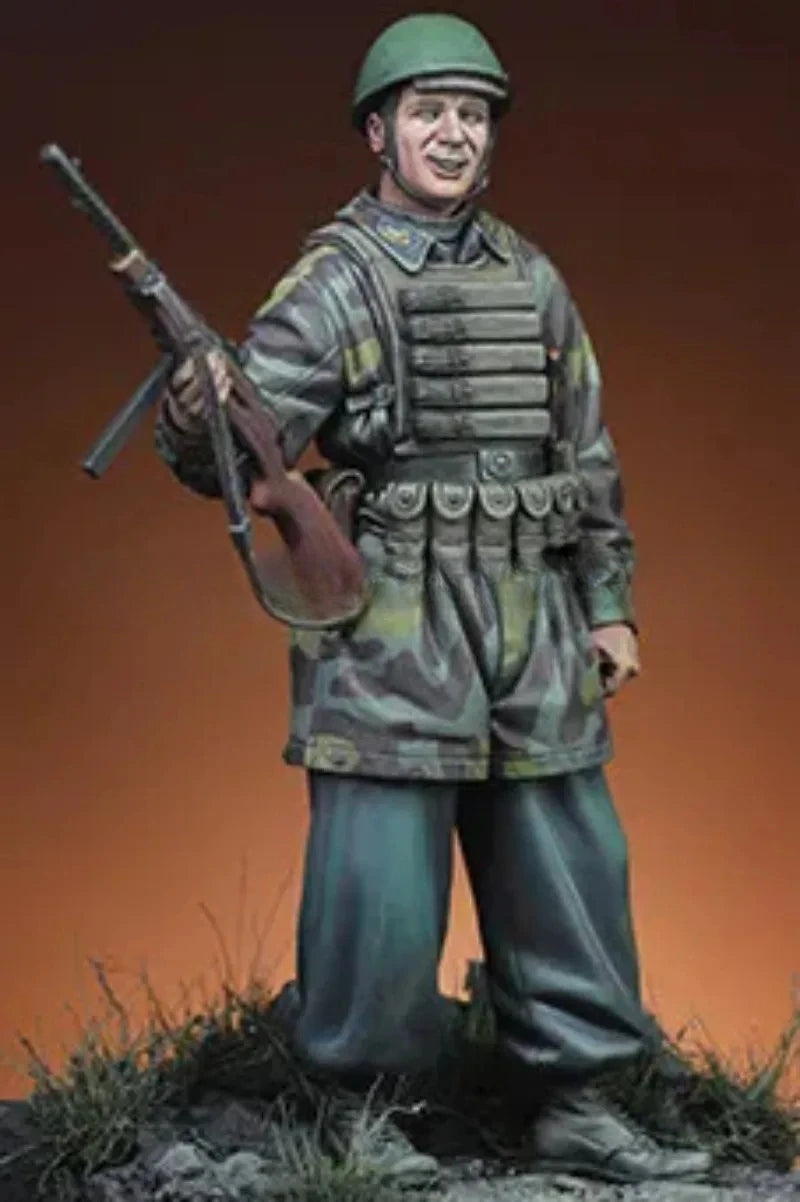 1/16 WWII Italian Soldier, Resin Model Figure Kit, Unassembled and Unpainted