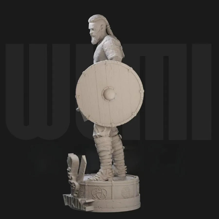 1/24 Medieval Viking Warrior with Round Shield and Sword, Resin Model Figure Kit, Unassembled and Unpainted