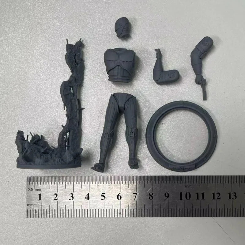 1/24 Horned Demonic Space Warrior, Resin Model Figure Kit, Fantasy Theme, Unassembled and Unpainted