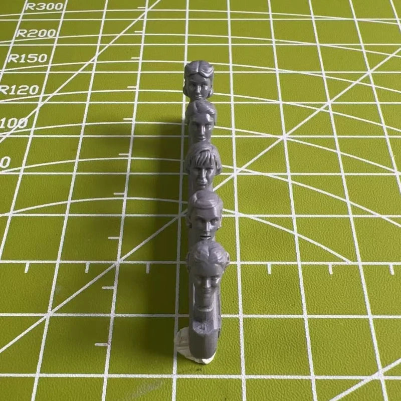 1/35 Modern Soldier Head Replacements, 28 Figures, Resin Model Accessory Kit, Unassembled and Unpainted