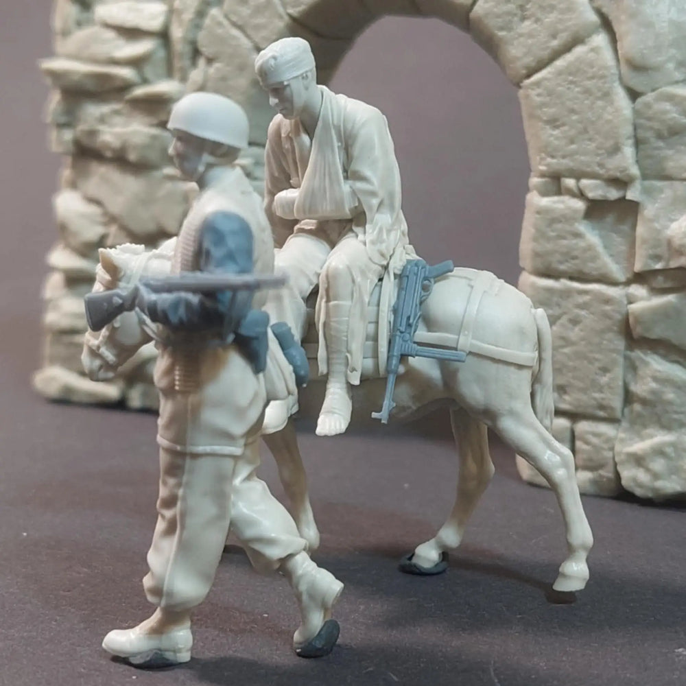 1/35 WWI Mounted Cavalry, 5 Figures, Resin Model Figure Kit, Unassembled and Unpainted