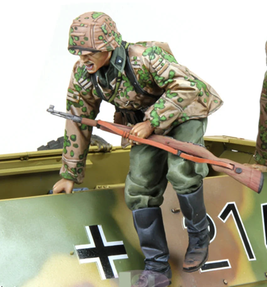 1/16 WWII German Splottertarn Infantry Attacking, Resin Model Figure Kit, Unassembled and Unpainted