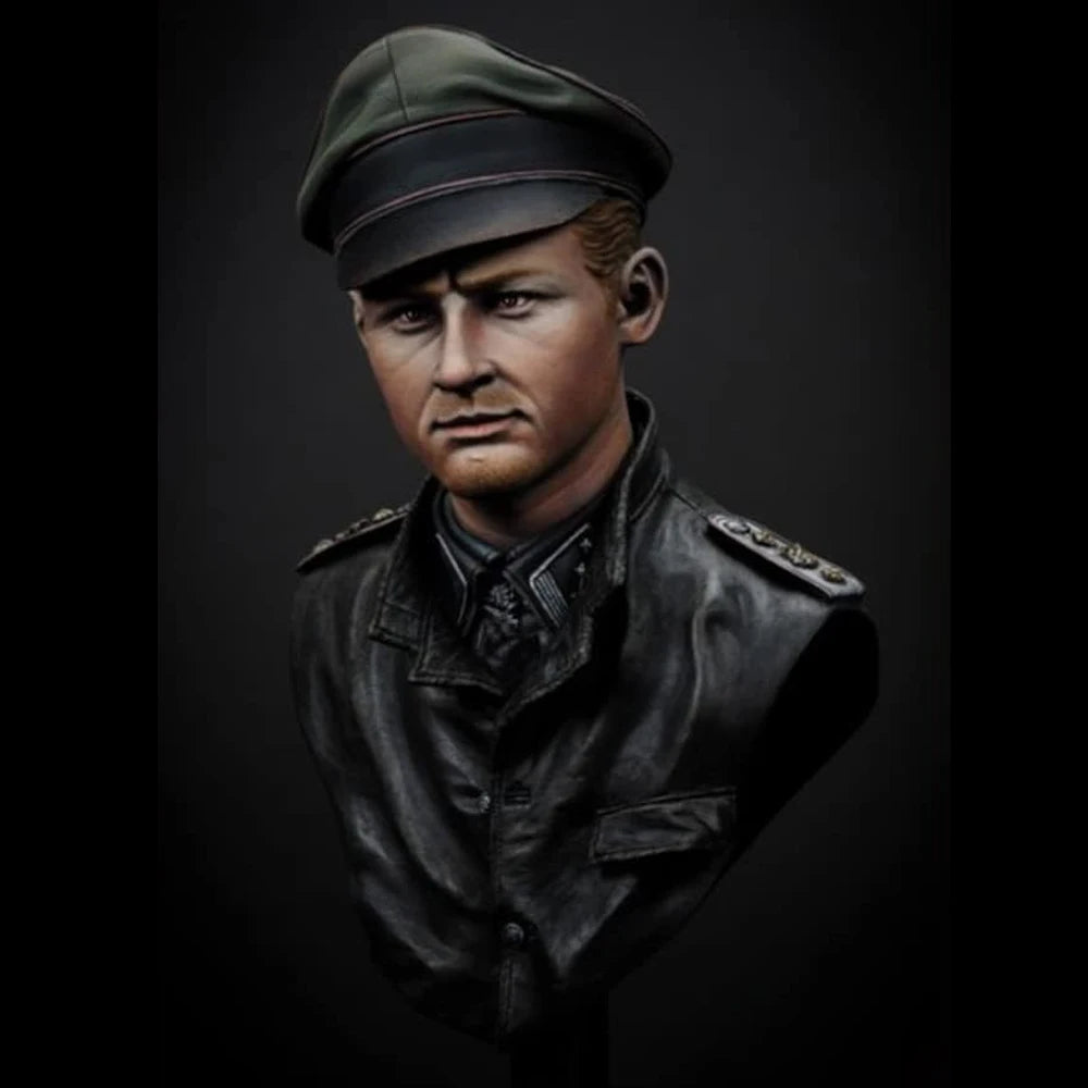 1/9 WWII German Officer in Leather Tunic and Peaked Cap, Resin Model Bust Kit, Unassembled and Unpainted