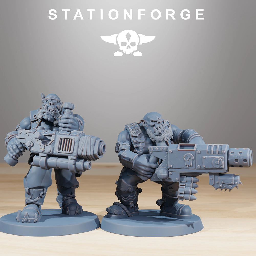 32mm Gothic Sci-Fi Armored Soldiers, 10 Figures, Resin Model Figure Kit, Sci-Fi Theme, Unassembled and Unpainted