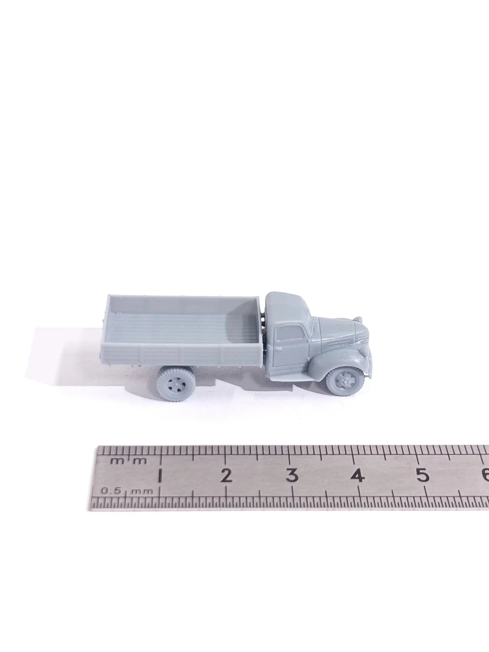 1/144 Modern WF-32 Cargo Truck, Resin Model Vehicle Kit, Unassembled and Unpainted