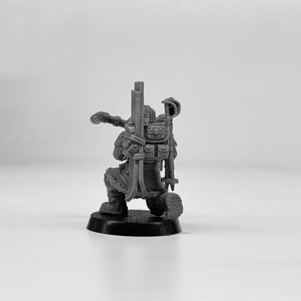 Grim Guard Frostwatch, 10 Figures, Resin Model Figure Kit, Sci-Fi Theme, Unassembled and Unpainted
