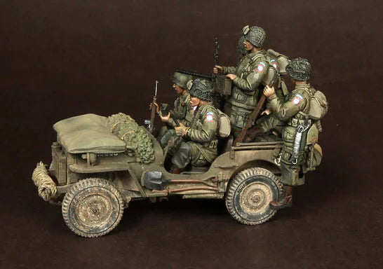 1/35 WWII US Soldiers with Jeep, 5 Figures, Resin Model Figure Kit, Unassembled and Unpainted