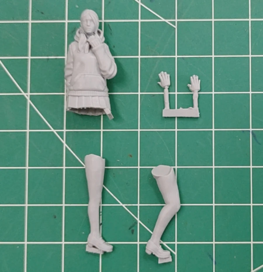 1/35 School Girl Pink Hoodie, Resin Model Figure Kit, Anime Theme, Unassembled and Unpainted