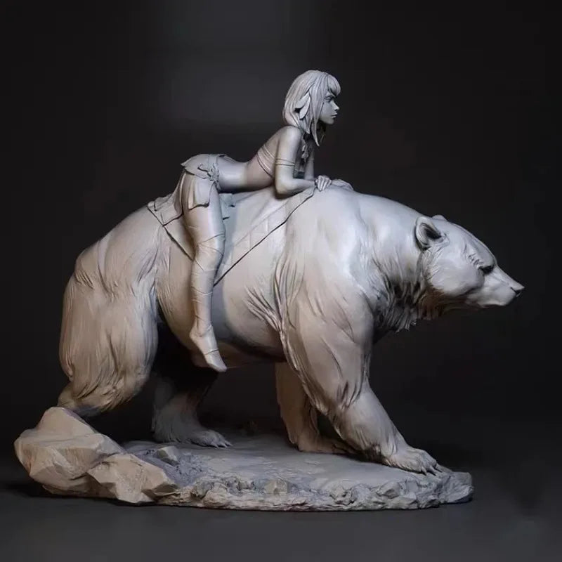 1/24 Female Warrior Riding Bear, Resin Model Figure Kit, Fantasy Theme, Unassembled and Unpainted