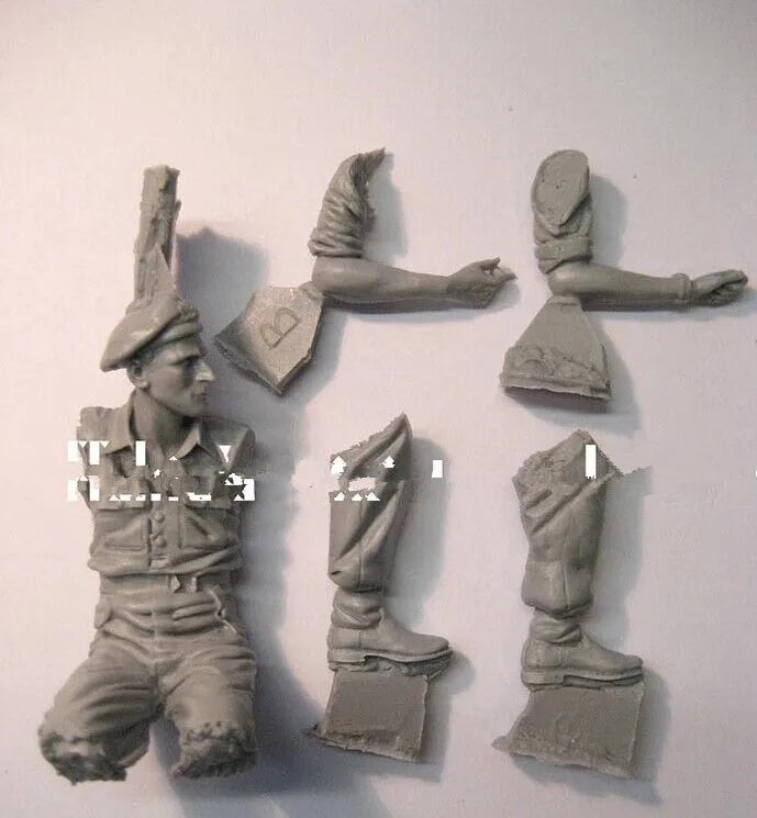 WWII German Soldier, Resin Model Figure Kit, Unassembled and Unpainted