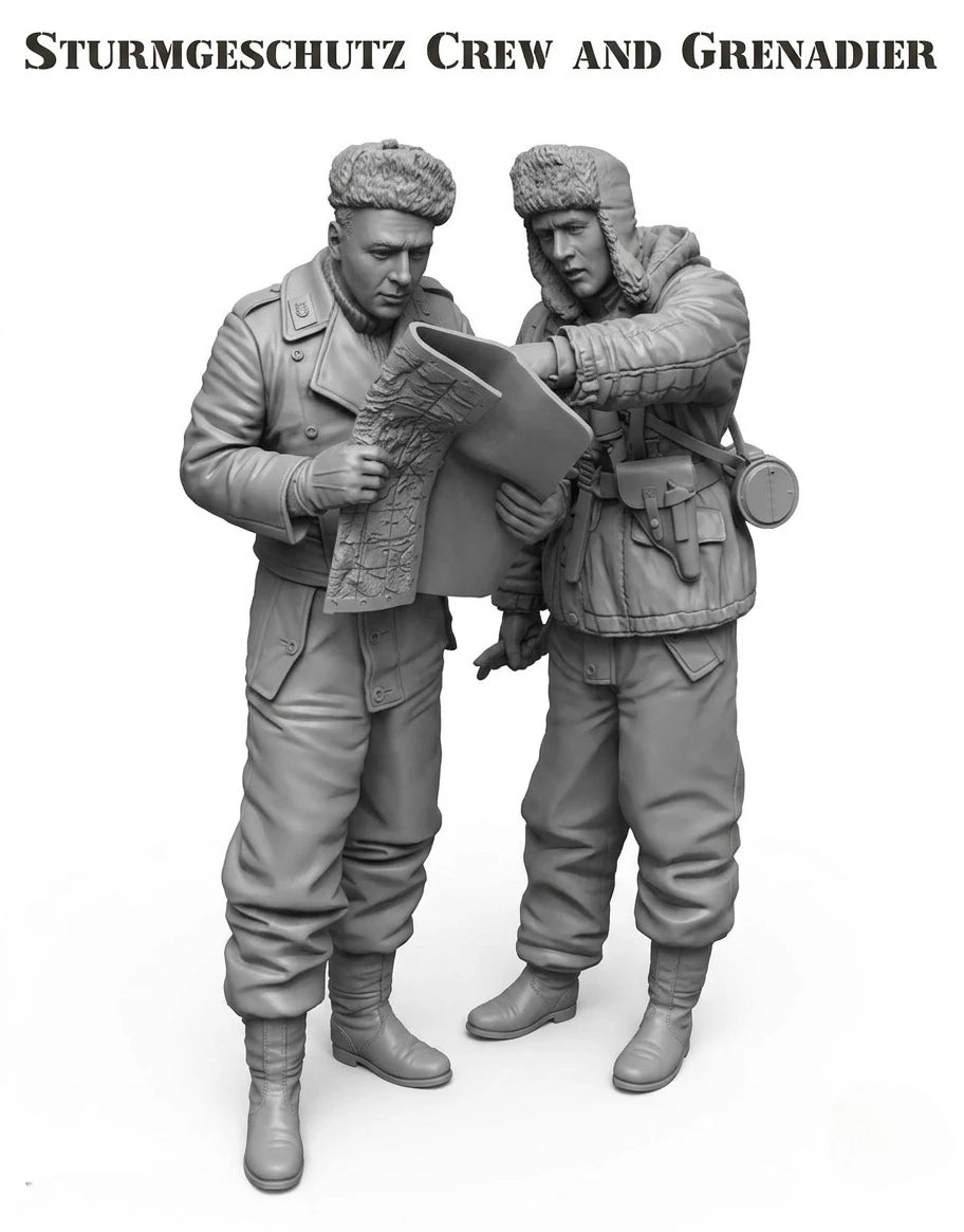1/35 WWII German Assault Gun Crew, 2 Figures, Resin Model Figure Kit, Unassembled and Unpainted