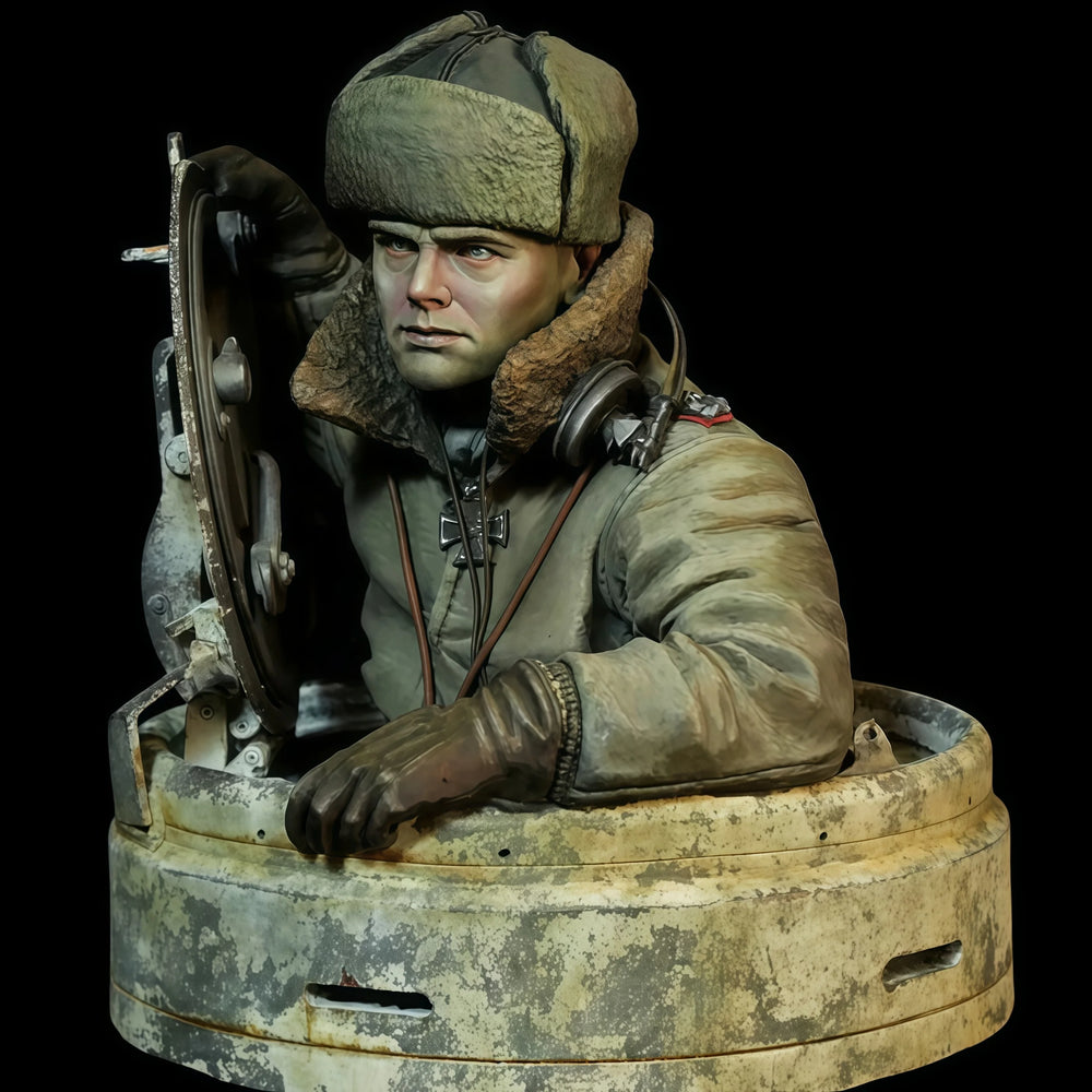 1/10 Cold War Soldier, Resin Model Bust Kit, Unassembled and Unpainted