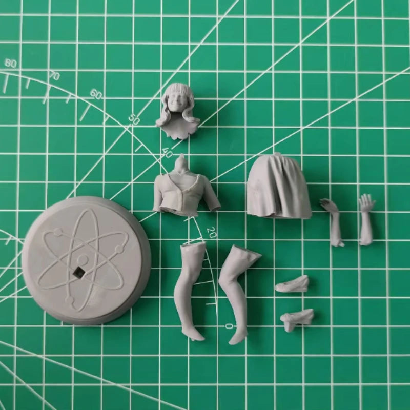 1/24 Vintage Waitress, Resin Model Figure Kit, Unassembled and Unpainted
