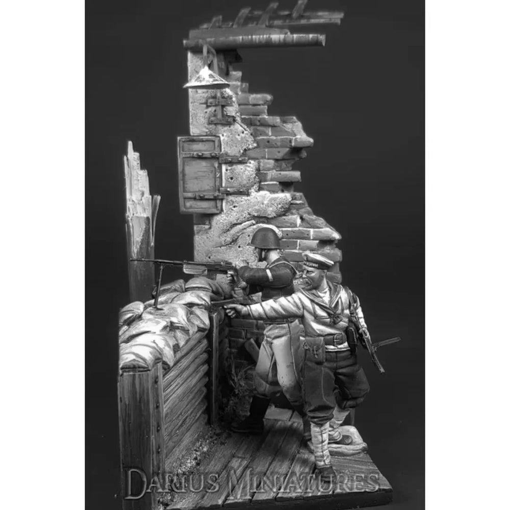 1/35 WWII Polish Soldier, Resin Model Figure Kit, Unassembled and Unpainted