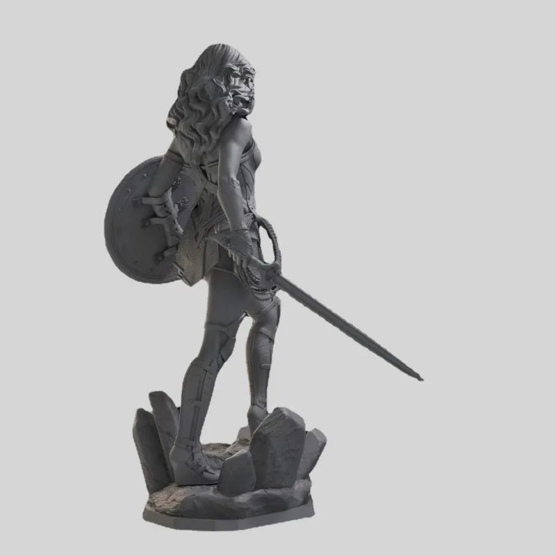 1/24 Medieval Fantasy Female Warrior with Shield, Resin Model Figure Kit, Unassembled and Unpainted