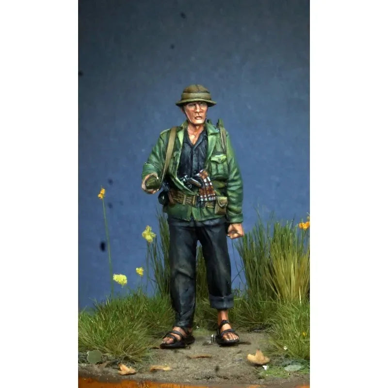 1/35 Vietnam War Vietnamese Militia Tank Hunter, Resin Model Figure Kit, Unassembled and Unpainted