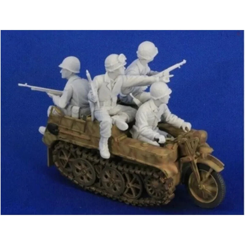 1/35 WWII German Motorcycle, 4 Figures, Resin Model Diorama Kit, Unassembled and Unpainted