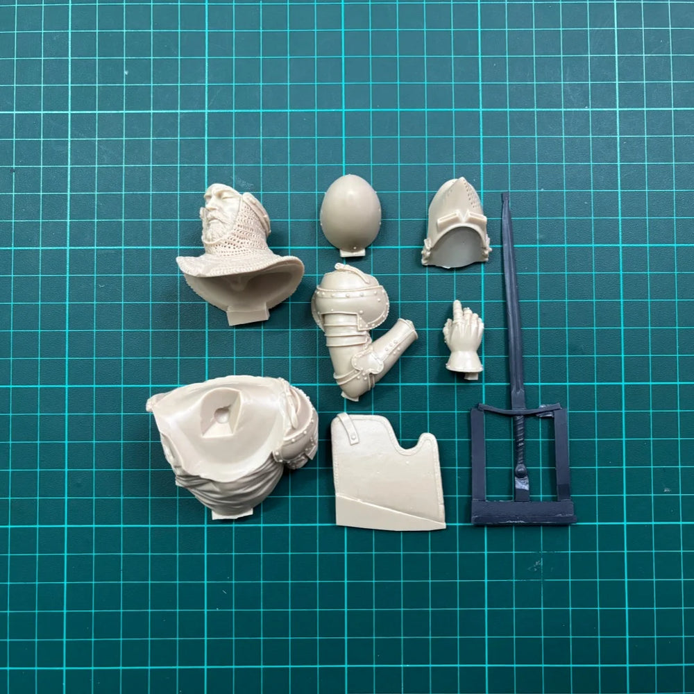 1/10 Medieval German Knight in Gothic Helm with Shield and Sword, Resin Model Bust Kit, Unassembled and Unpainted