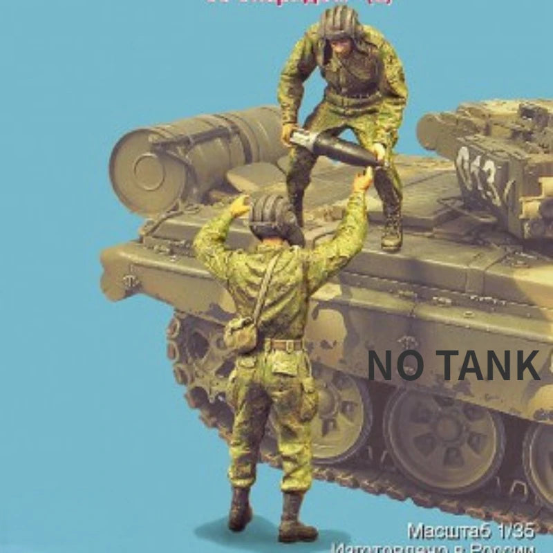1/35 Modern Russian Tank Soldiers, 2 Figures, Resin Model Figure Kit, Unassembled and Unpainted