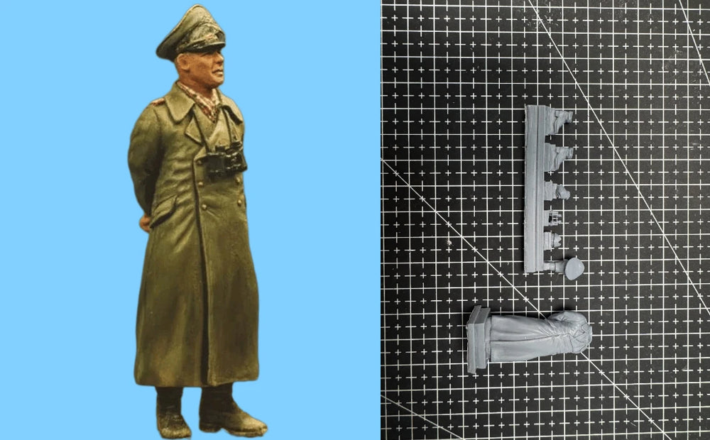 1/35 WWII German Officer in Greatcoat Standing at Attention, Resin Model Figure Kit, Unassembled and Unpainted