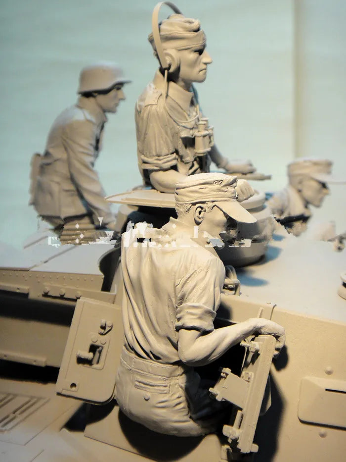 1/16 WWII German WWII Combat, 5 Figures, Resin Model Figure Kit, Unassembled and Unpainted