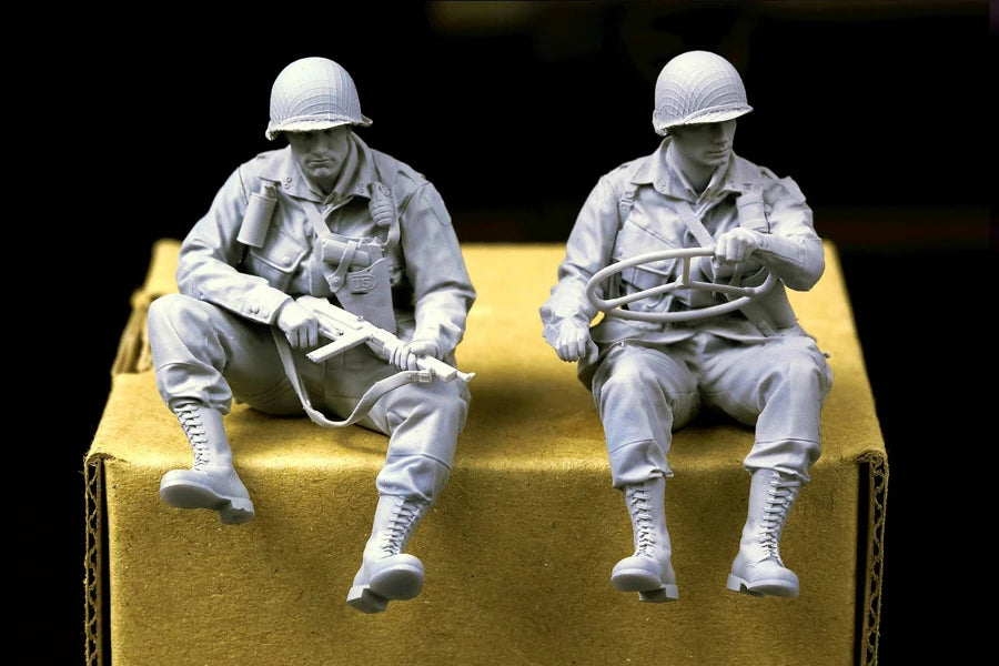 1/35 WWII German Infantry Transport Crew, 5 Figures, Resin Model Figure Kit, Unassembled and Unpainted