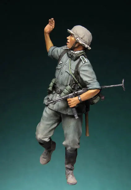 WWII German Infantryman — 1/35 Resin Figure