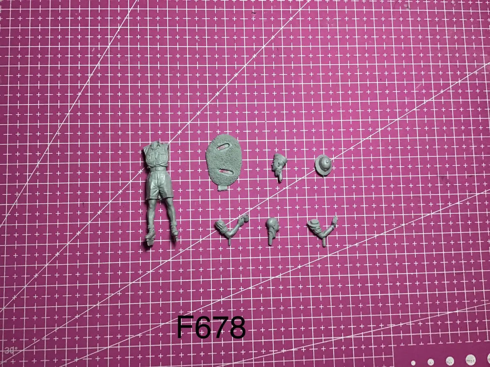 1/35 Historical Humanoid, Resin Model Figure Kit, Historical Theme, Unassembled and Unpainted