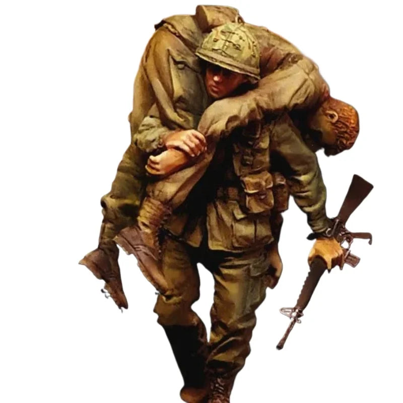 1/35 WWII American Soldiers Rescue, 2 Figures, Resin Model Figure Kit, Unassembled and Unpainted