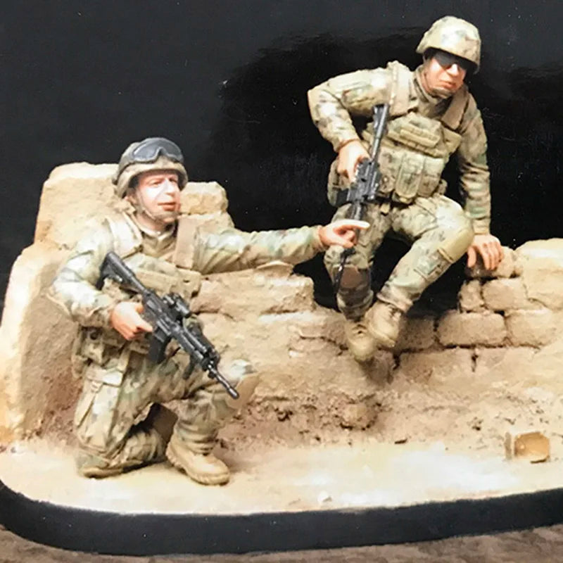 1/35 Modern U.S. Rangers Desert Combat, 2 Figures, Resin Model Figure Kit, Unassembled and Unpainted