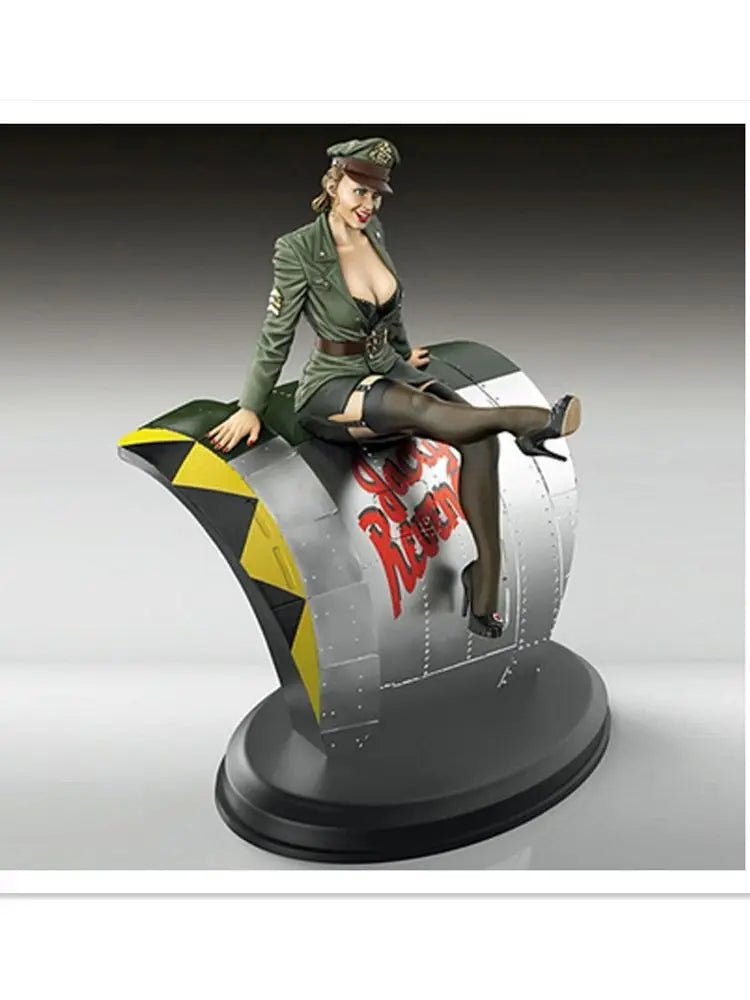 1/35 WWI Female Officer on Motorcycle Base, Resin Model Figure Kit, Unassembled and Unpainted