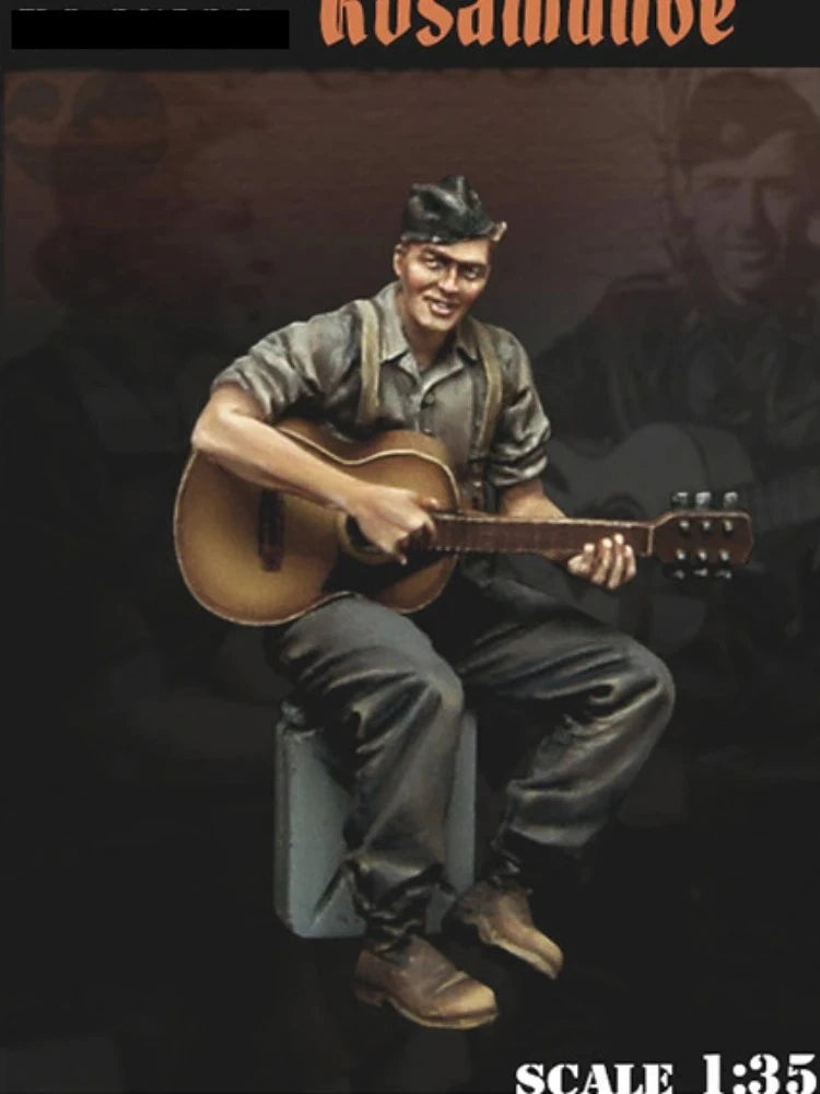 1/35 WWII German Soldier Musician, Resin Model Figure Kit, Unassembled and Unpainted