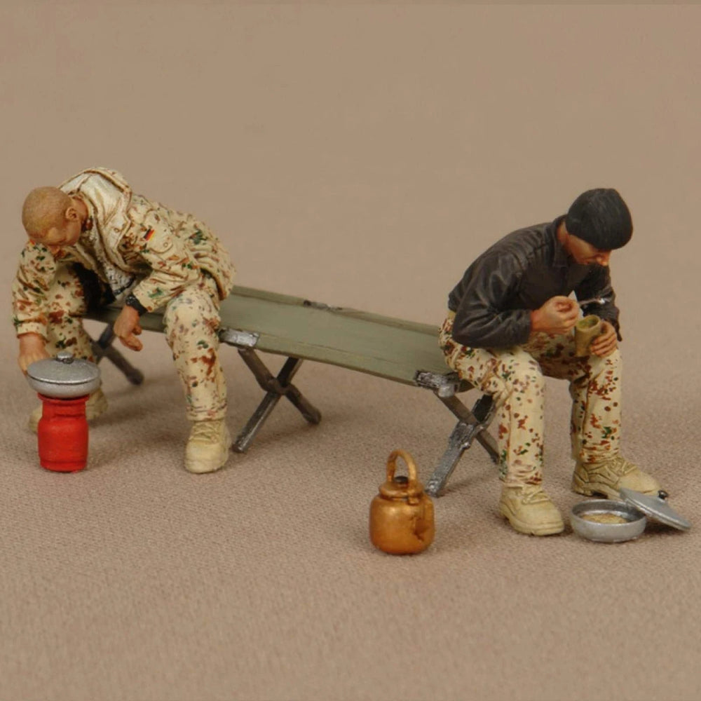 1/35 Modern Bundeswehr Soldiers, 2 Figures, Resin Model Figure Kit, Unassembled and Unpainted