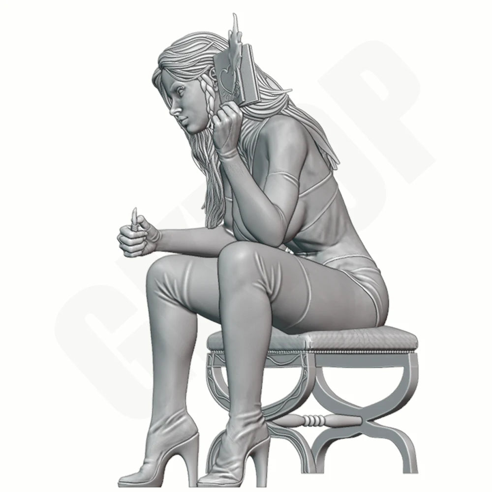 1/24 Pin-up with Long Hair Holding Mirror, Resin Model Figure Kit, Unassembled and Unpainted