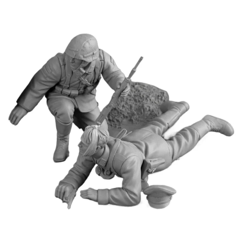 1/35 WWII Infantry Combat Soldiers, 2 Figures, Resin Model Figure Kit, Unassembled and Unpainted