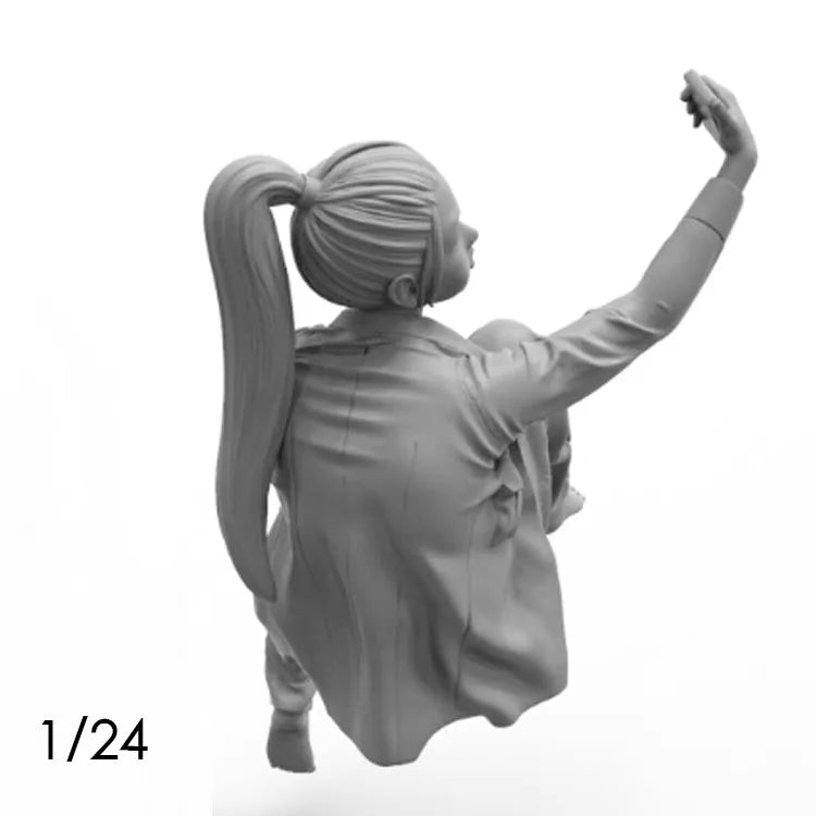 1/24 Contemporary Female in Athletic Poses, Resin Model Figure Kit, Unassembled and Unpainted