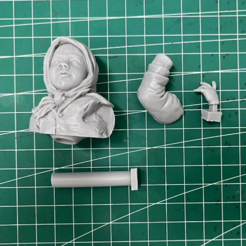 1/10 Child in Red Jacket, Resin Model Bust Kit, Anime Theme, Unassembled and Unpainted