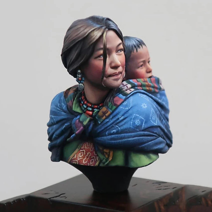 1/10 Mother and Child in Tibetan Dress, 2 Figures, Resin Model Figure Kit, Historical Theme, Unassembled and Unpainted