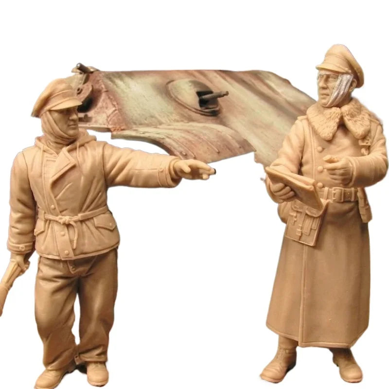 1/35 WWII Infantry & Officer, 2 Figures, Resin Model Figure Kit, Unassembled and Unpainted