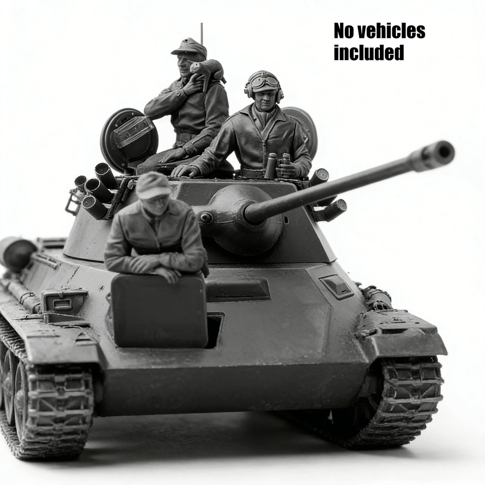 1/35 WWII Tank Reconnaissance, 3 Figures, Resin Model Figure Kit, Unassembled and Unpainted