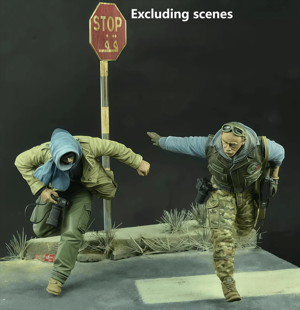 1/35 Modern Soldier Clearing Checkpoint, Resin Model Figure Kit, Unassembled and Unpainted