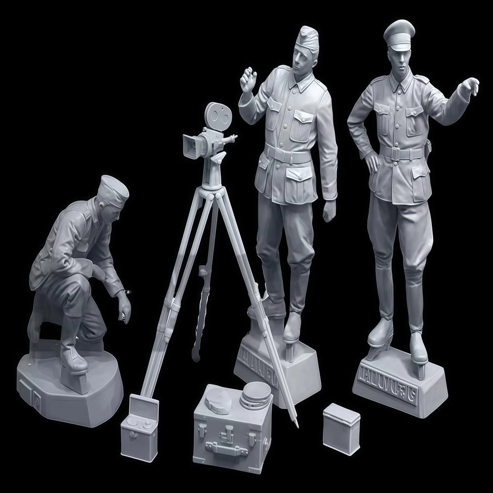 1/35 WWI Military Surveyors, 3 Figures, Resin Model Figure Kit, Unassembled and Unpainted