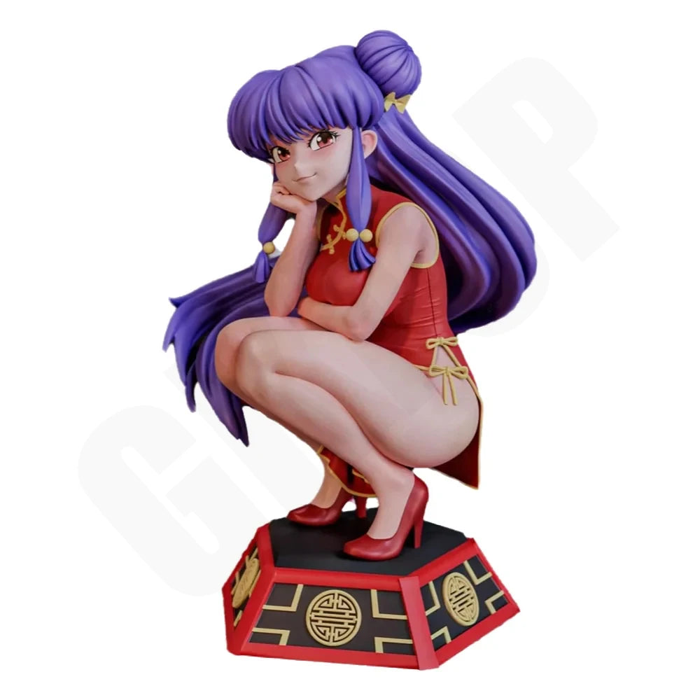 1/24 Purple-Haired Anime Warrior Crouching in Red Armor, Resin Model Figure Kit, Anime Theme, Unassembled and Unpainted