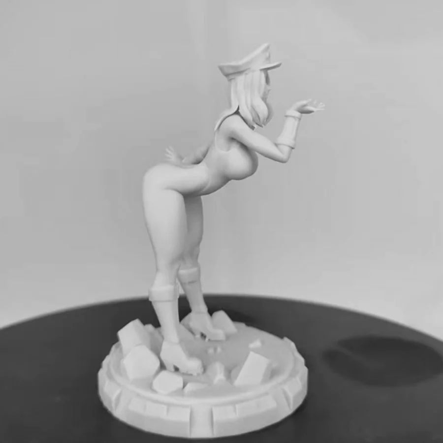 1/24 Pinup Fantasy Beauty, Resin Model Figure Kit, Unassembled and Unpainted