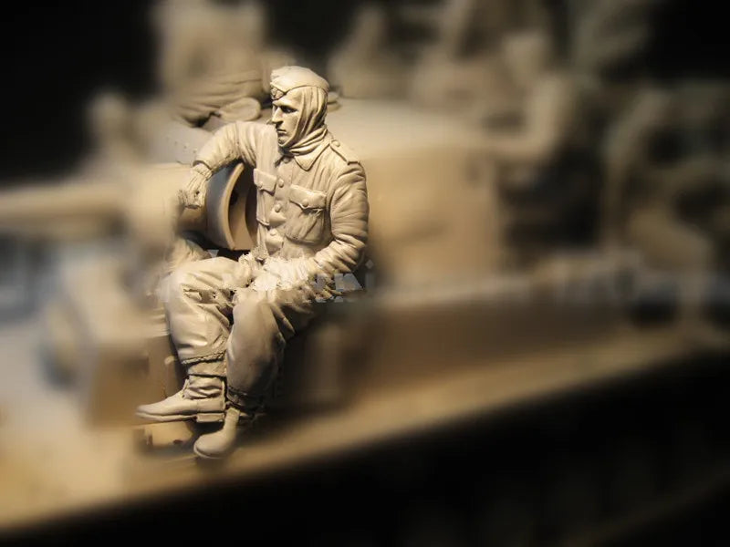 1/16 Modern Operator Prone with Scoped Rifle, Resin Model Figure Kit, Unassembled and Unpainted