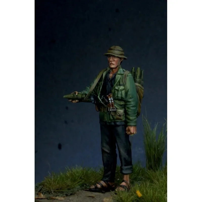 1/35 Vietnam War Vietnamese Militia Tank Hunter, Resin Model Figure Kit, Unassembled and Unpainted