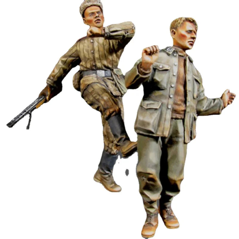 1/35 WWII Soviet Winter Officer & Combat Rifleman, 2 Figures, Resin Model Figure Kit, Unassembled and Unpainted